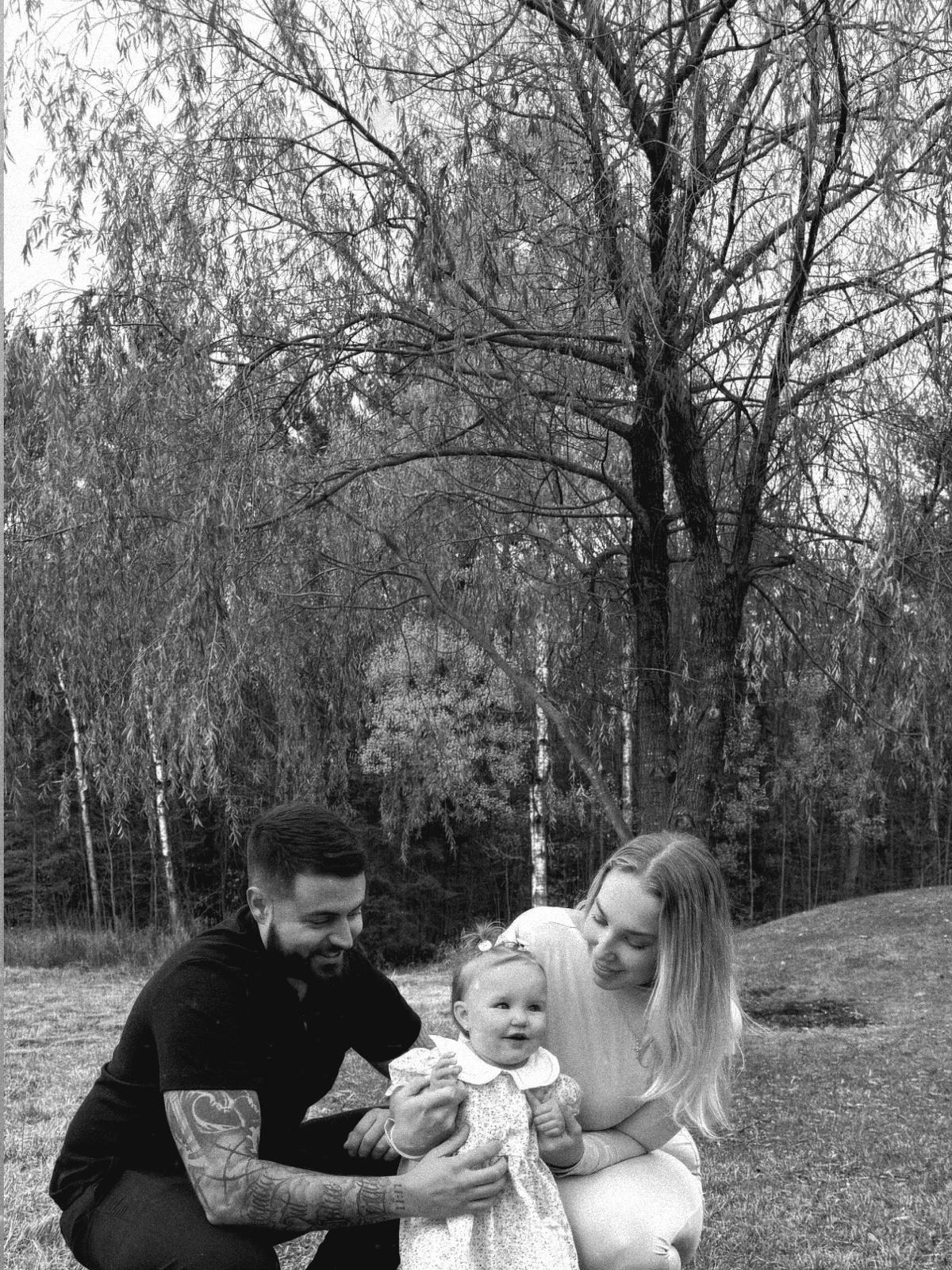 Son bonheur, notre monde